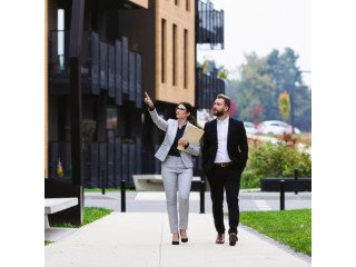 Real Estate Listing Site for Builders