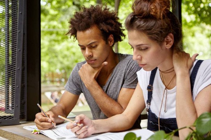 language-groups-the-secret-to-overcoming-language-barriers-big-0
